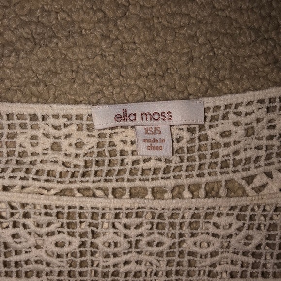 Ella Moss White Crochet Top w/ Built In Tank - Picture 2 of 2